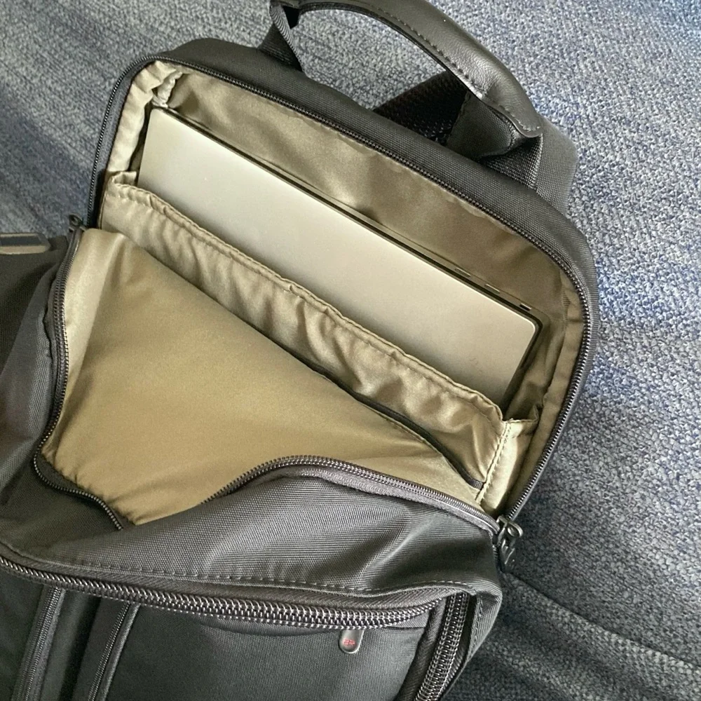 Briggs & Riley Slim Expandable Backpack - Picture 3 of 6
